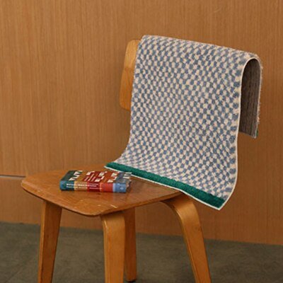 Lisslune | Soft, fluffy bathroom rug with check pattern