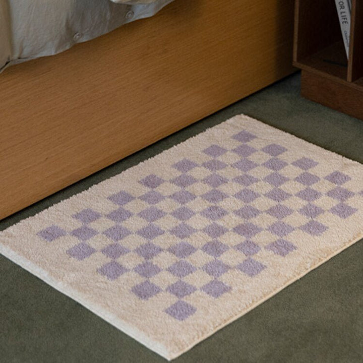 Lisslune | Soft, fluffy bathroom rug with check pattern