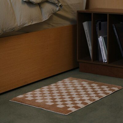 Lisslune | Soft, fluffy bathroom rug with check pattern