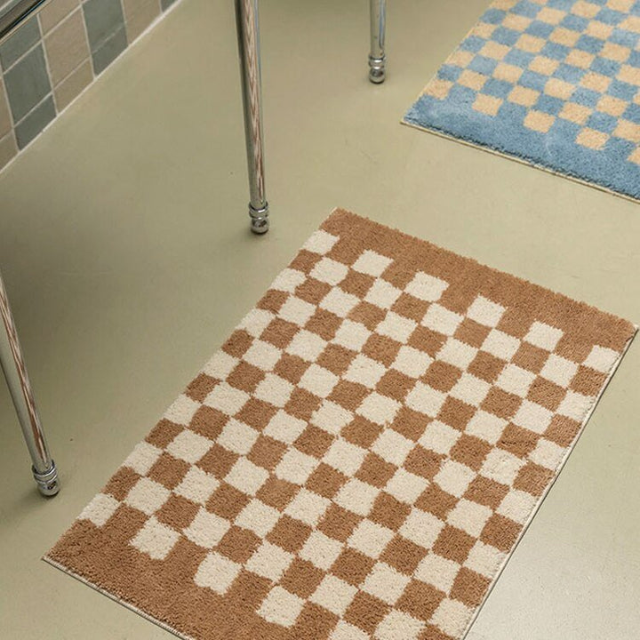 Lisslune | Soft, fluffy bathroom rug with check pattern