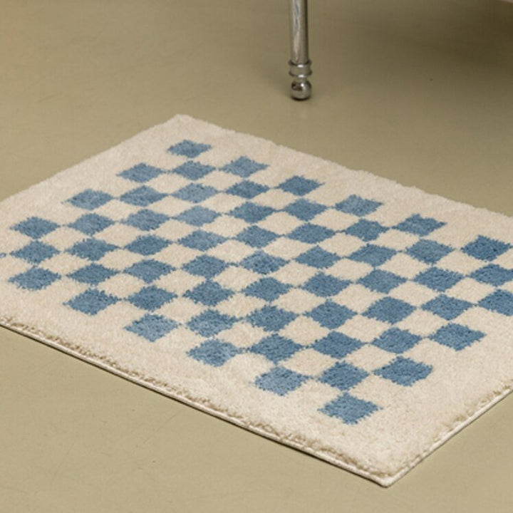 Lisslune | Soft, fluffy bathroom rug with check pattern