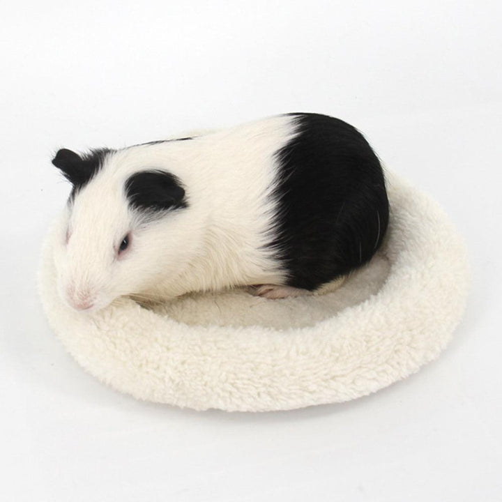 Lisslune | Cozy Winter Haven Pet Bed