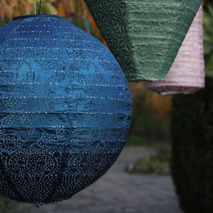 Lisslune | EarthGlow - Solar Globe Lamp