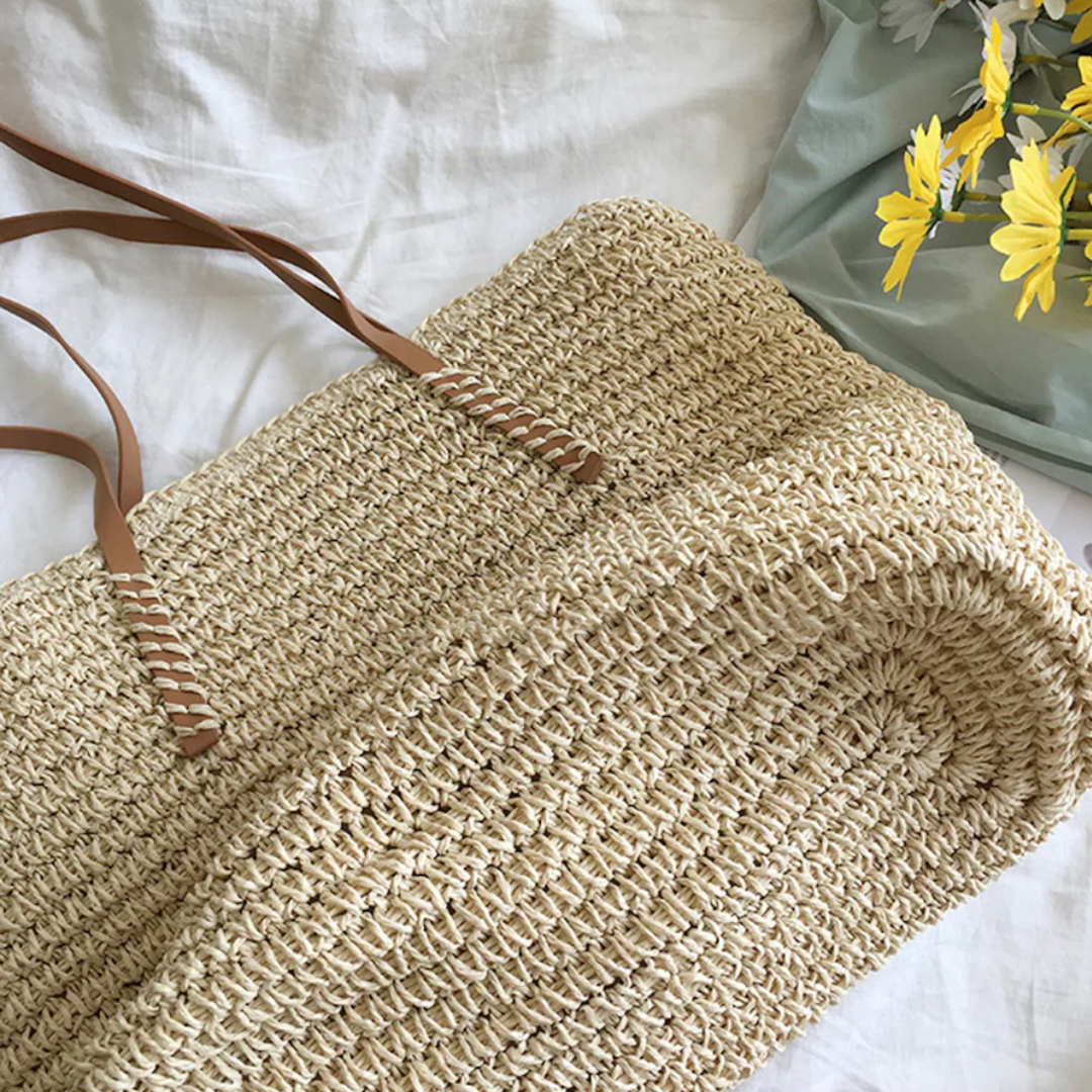 Lisslune | Spacious Handbag with Sturdy Shoulder Strap - TerraWoven