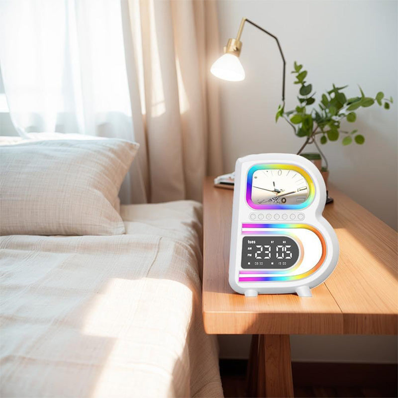 Lisslune | BrightB - LED letter lamp B with clock and shelf