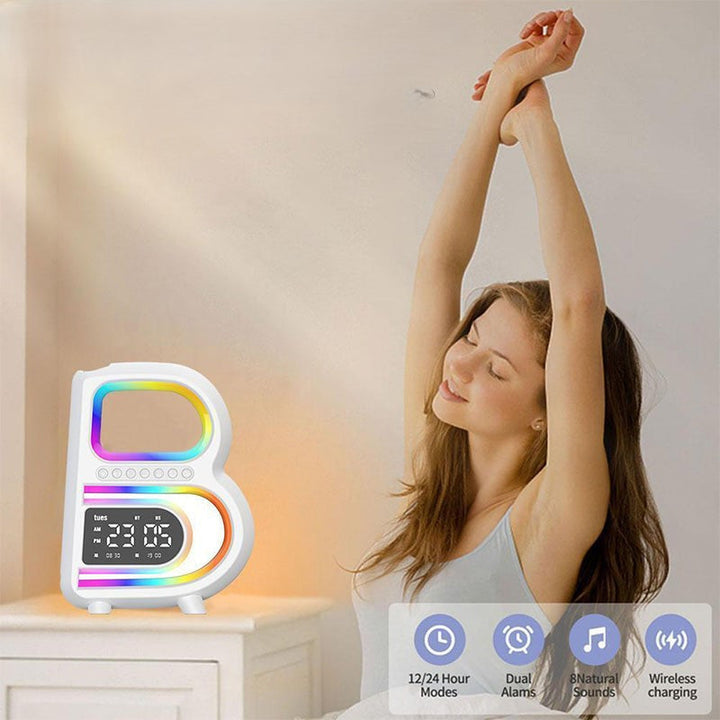 Lisslune | BrightB - LED letter lamp B with clock and shelf