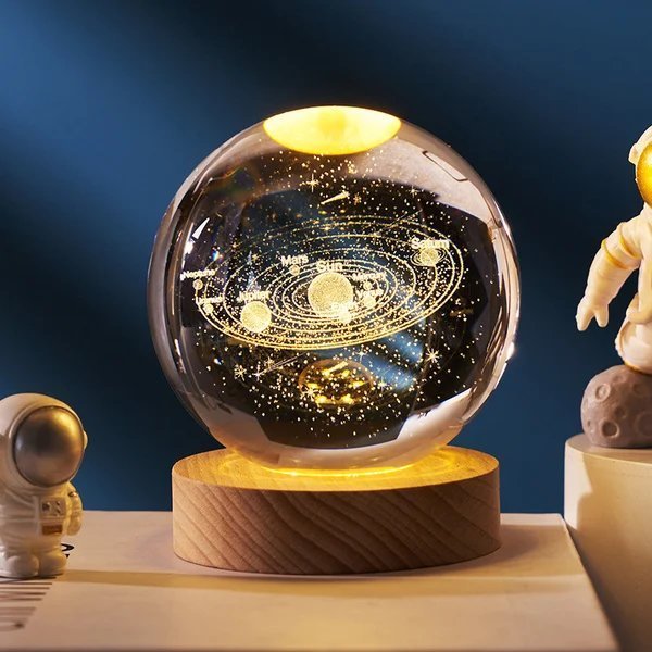 Lisslune | 3D Planet Crystal Ball