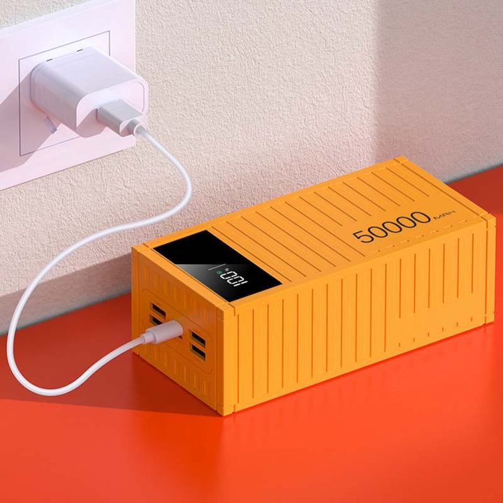 Lisslune | Fast charging power bank with digital display