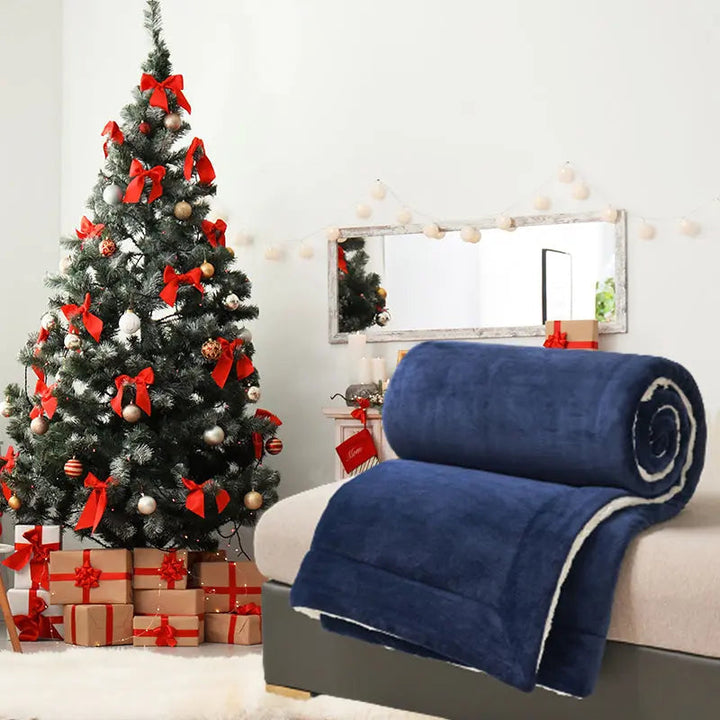 Lisslune | HugLuxe Reversible Blanket – Velvet & Lambswool for All Seasons