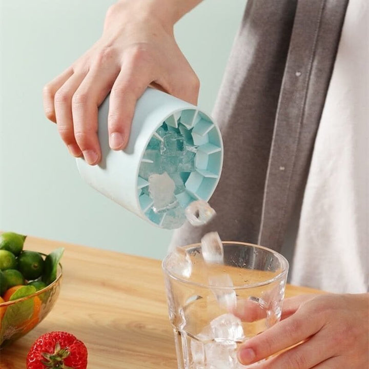 Lisslune | Silicone Ice Cube Maker Cup