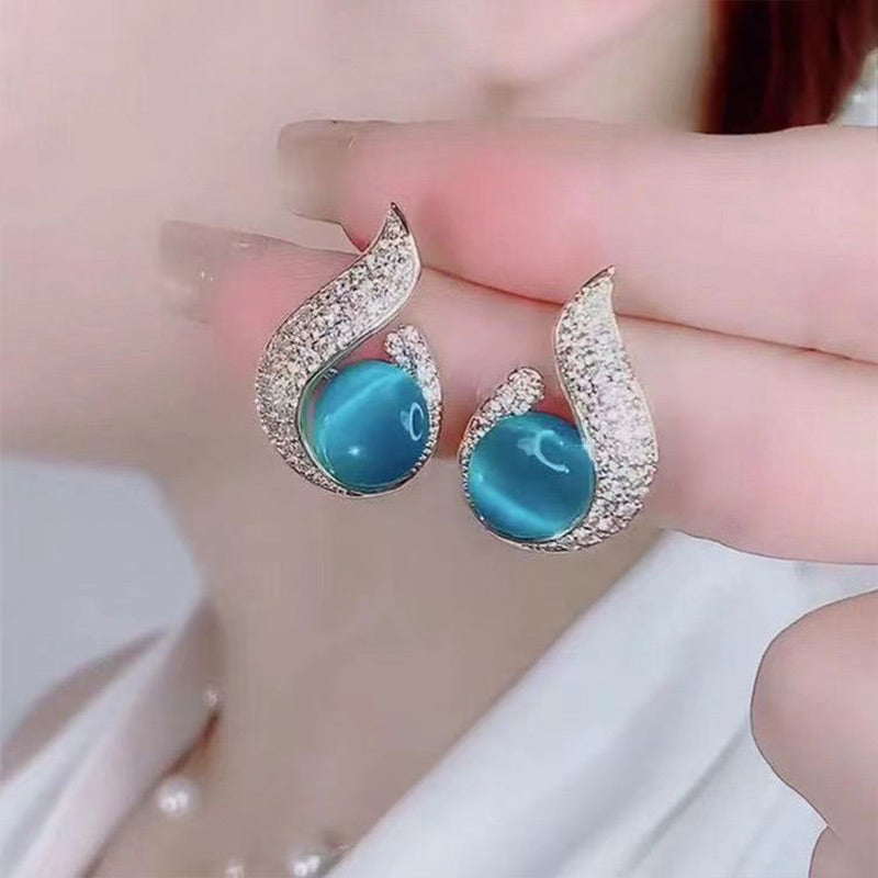 Lisslune | Elegant earrings with pearl imitation and rhinestone