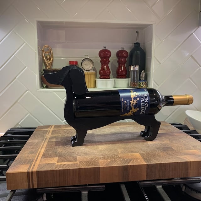 Lisslune | Wine Bottle Holder Shaped Like A Dachshund