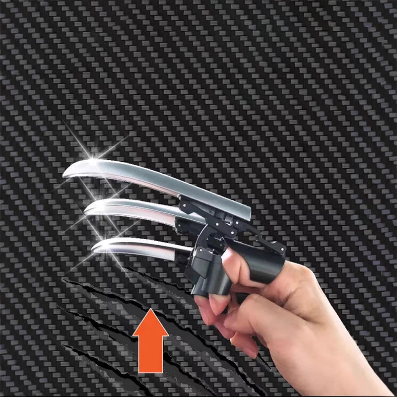 Lisslune | Retractable mechanical wolf claw as a finger toy