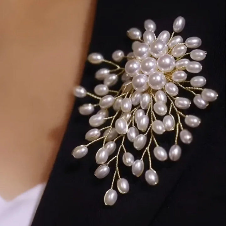 Lisslune | BUY 1 GET 1 FREELadies' high-end exquisite handmade pearl brooch