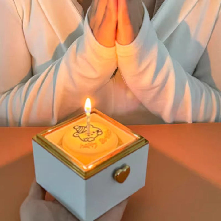 Lisslune | Creative sweet bear cake rotating ring box