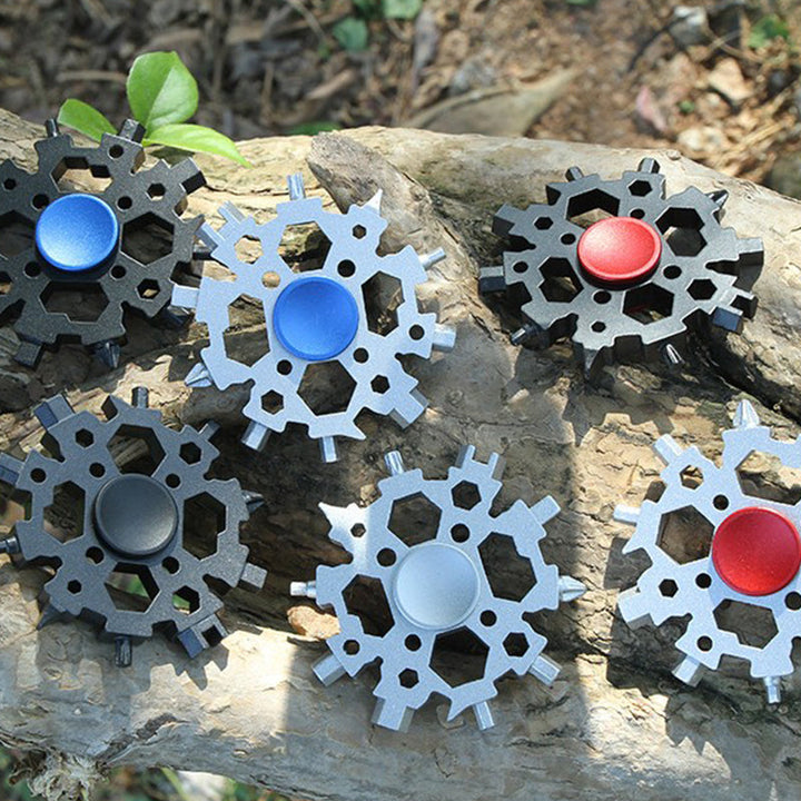 Lisslune | Multifunctional snowflake key with fingertip gyro