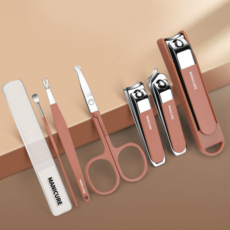 Lisslune | Portable 7-piece manicure set with nail clippers