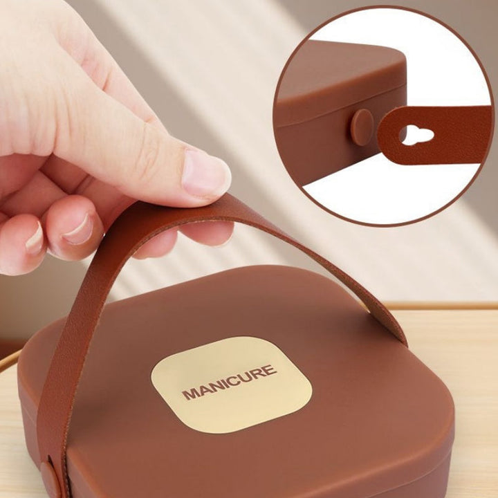 Lisslune | Portable 7-piece manicure set with nail clippers