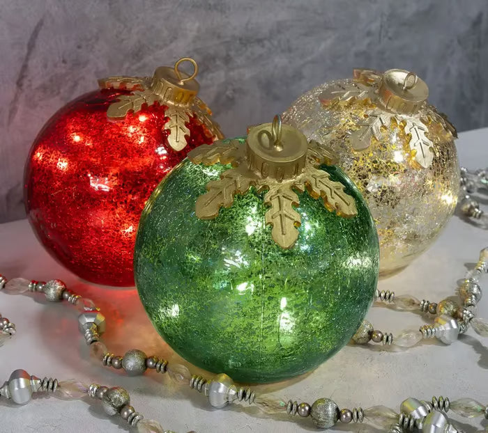 Lisslune | GlowSphere LED Christmas Ball – Warm Ambient Lighting with Timer Function