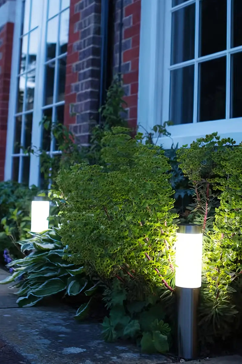 Lisslune | Solar Outdoor Light | Waterproof, Energy-Efficient & Easy to Install for Garden and Pathway Illumination