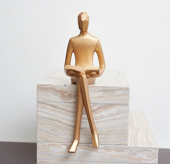 Lisslune | Gold Geometric Portrait Statue
