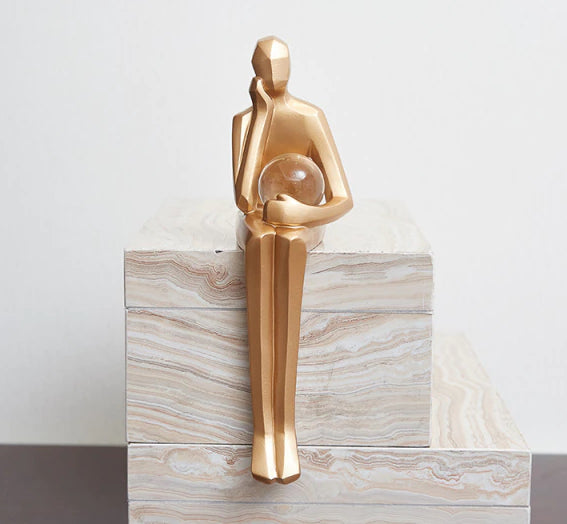 Lisslune | Gold Geometric Portrait Statue
