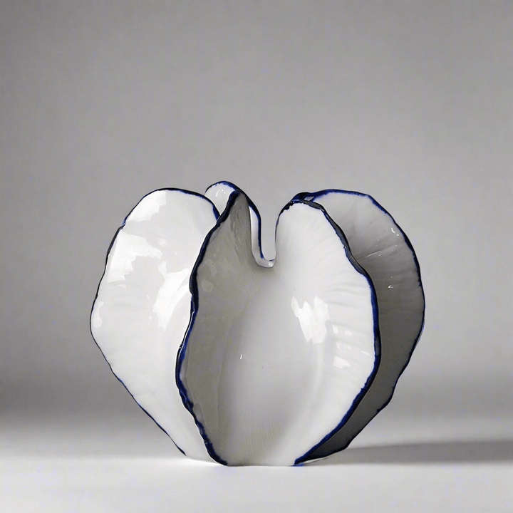 Lisslune | Starfruit Porcelain Vase