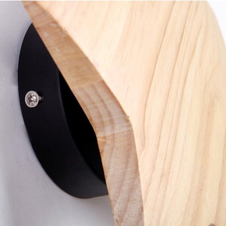 Lisslune | SolidStar - Premium Wood Wall Illumination