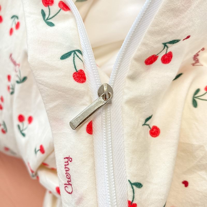 Rynx | Sewn Edge Red Cherries Bedding Set