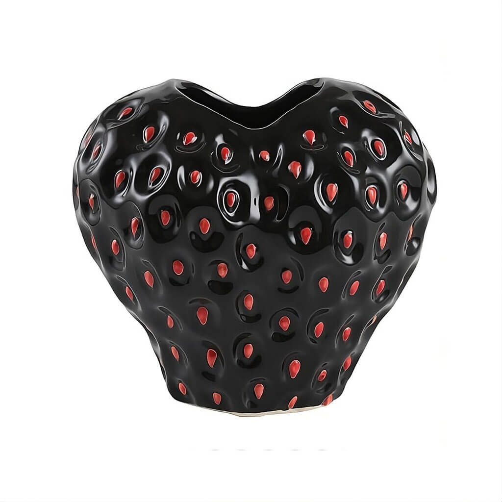 Lisslune | Strawberry-structured ceramic vase