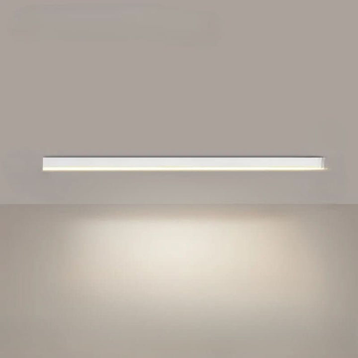 Lisslune | Minimalistic ceiling light in Scandinavian design with powerful light