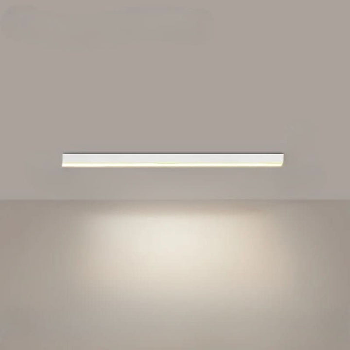 Lisslune | Minimalistic ceiling light in Scandinavian design with powerful light