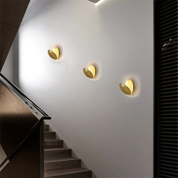 Lisslune | Lunora Wall Lamp with Magical Moonlight – Warm Ambient LED Lighting for Home & Office