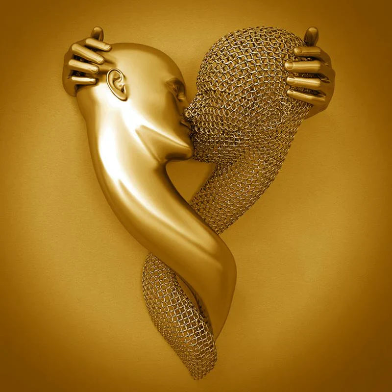Lisslune | Love Canvas with Elegant Metal Figure in Modern Design