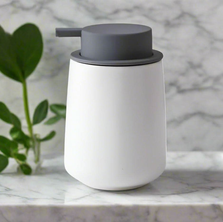 Lisslune | Rova - Stylish Dispenser