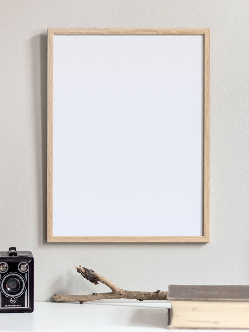 Lisslune | Frame, Oak