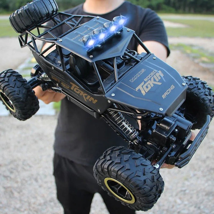 Lisslune | TerraClimb X4 – 4x4 RC Monster Truck for Powerful Off-Road Action