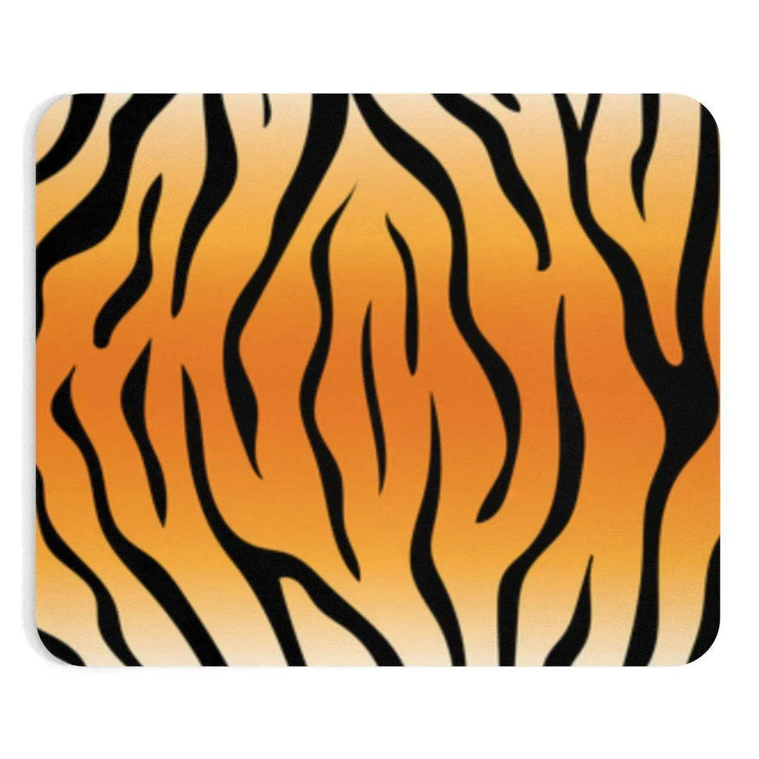 Lisslune | Chic Tiger Print Mouse Pad: Elevate your workspace with style and precise tracking