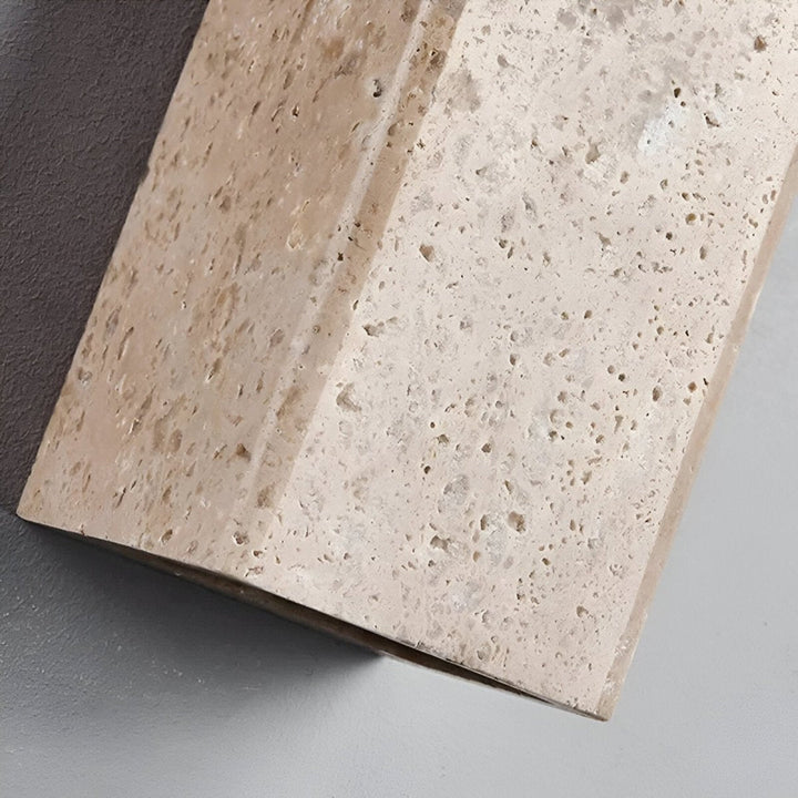 Lisslune | Wall lamp made of travertine for a warm and elegant atmosphere