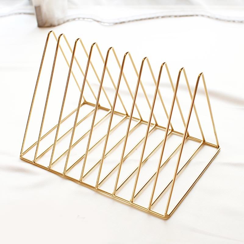 Rynx Minimalist Triangle Book Organizer