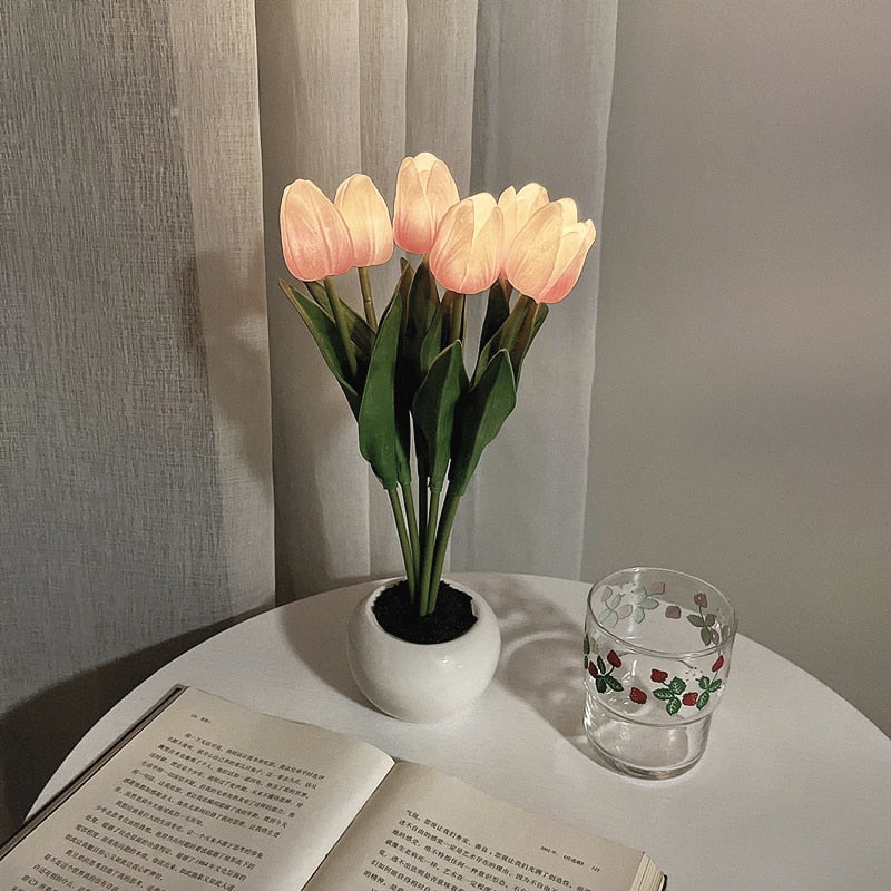 Lisslune | Tulip Night Lamp - LumiTulip