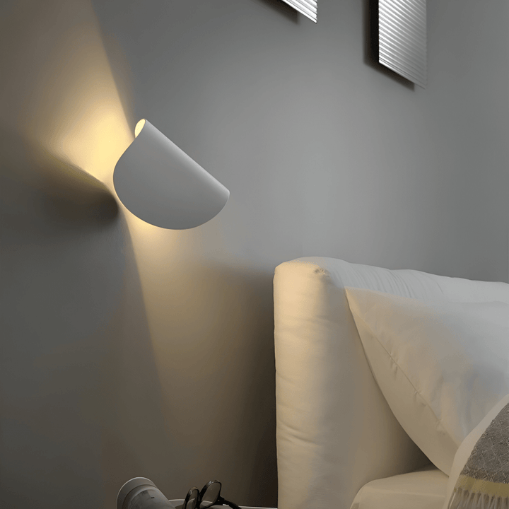 Lisslune | Twist WallLight – Rotatable Wall Lamp for Custom Lighting