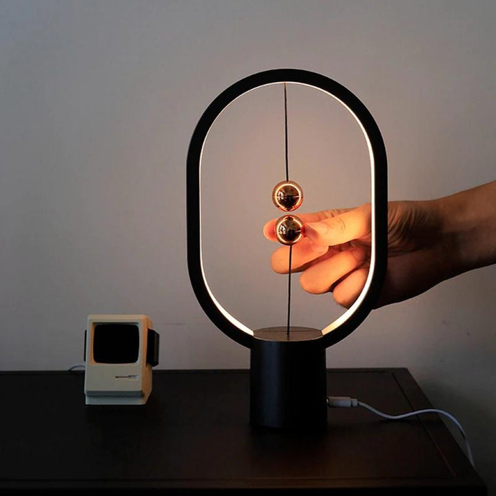 Lisslune | USB Rechargeable Balance LED Magnet Light