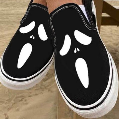 Lisslune | Casual slip-ons made of canvas with skull
