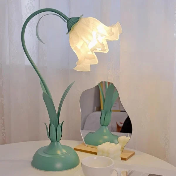 Lisslune | BloomBeam - Adjustable Retro Table Lamp