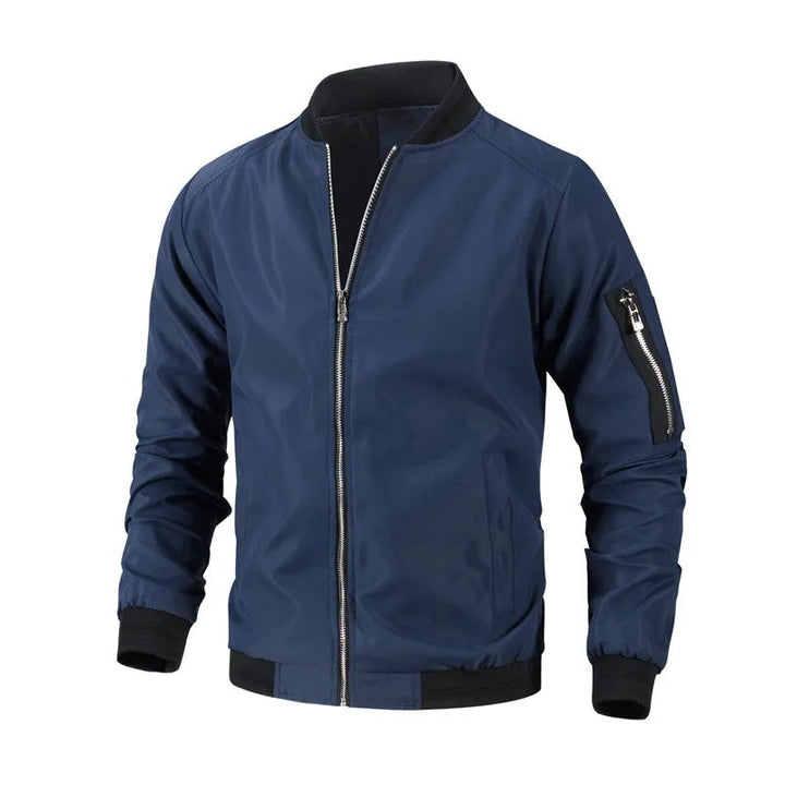 Lisslune | A Light Summer Jacket for Men