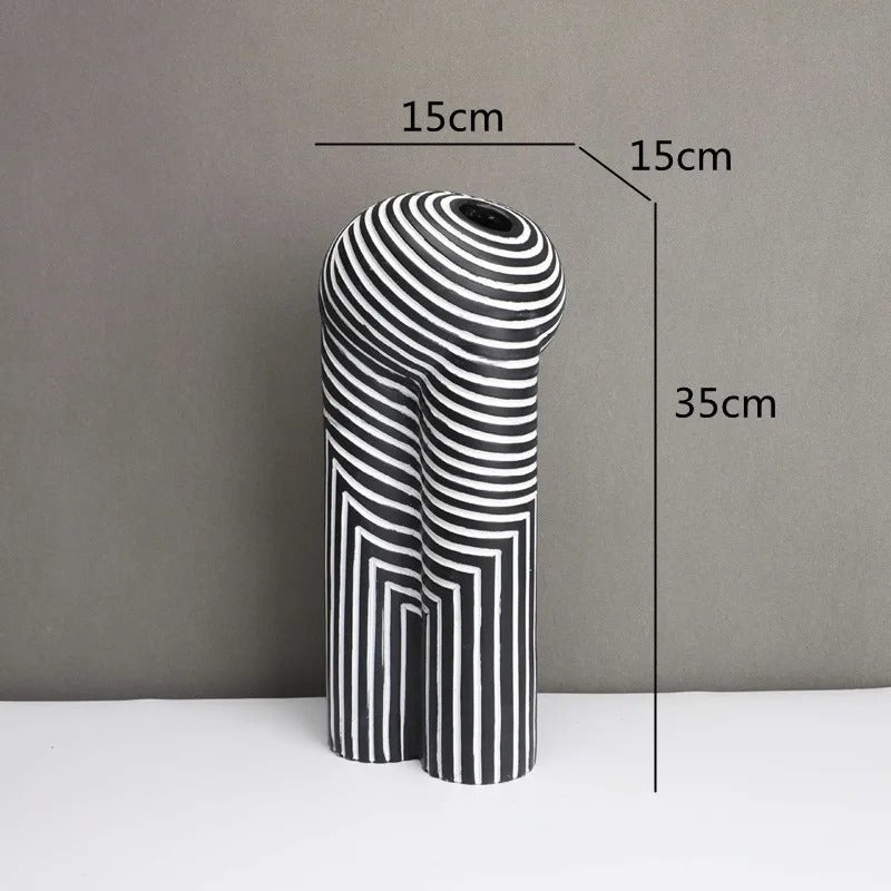 Lisslune | Vase with abstract geometry