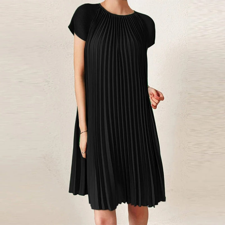 Lisslune | Elegant Pleated Dress
