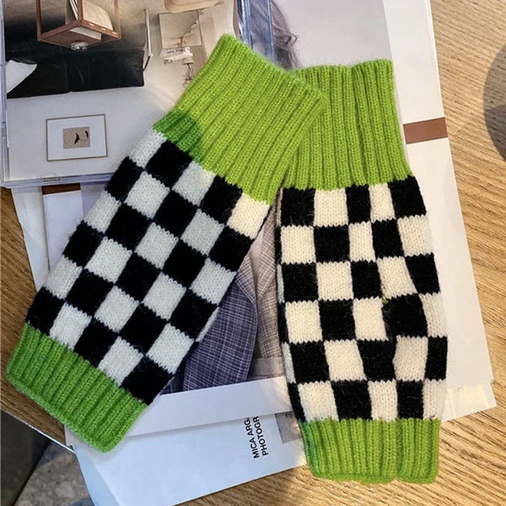 Lisslune | Women’s Checkered Winter Gloves – Warm Fingerless Knit Plaid Design