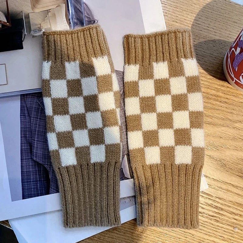Lisslune | Women’s Checkered Winter Gloves – Warm Fingerless Knit Plaid Design